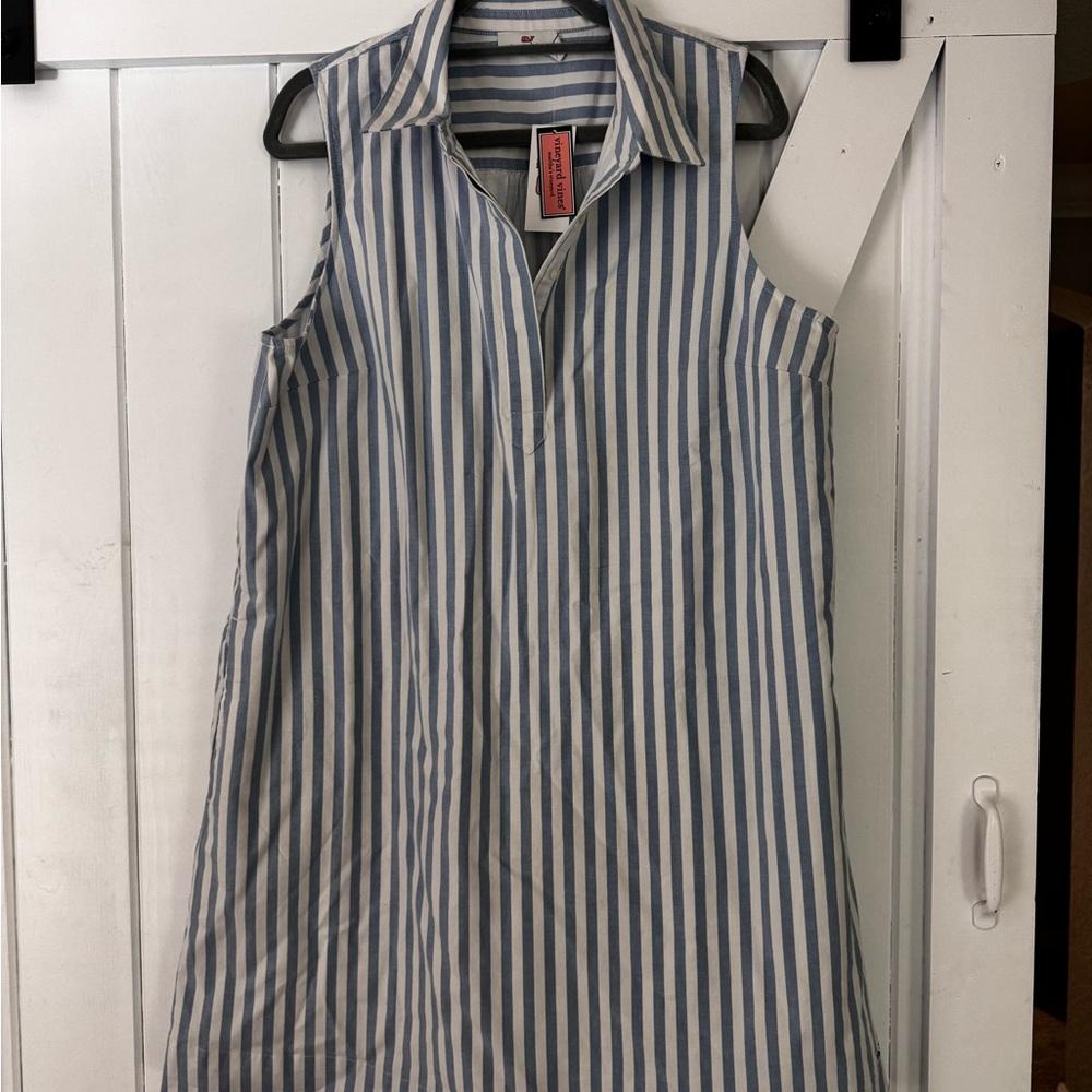 Brand new vineyard vines Blue and White Striped sundress